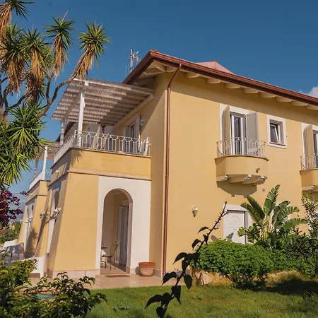 Casolare Country house *